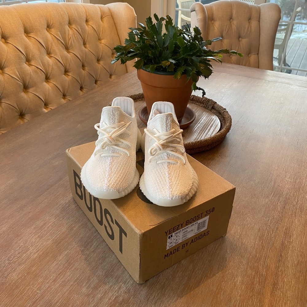 Brand New Yeezy Boost 350 V2 Cream/ Triple White